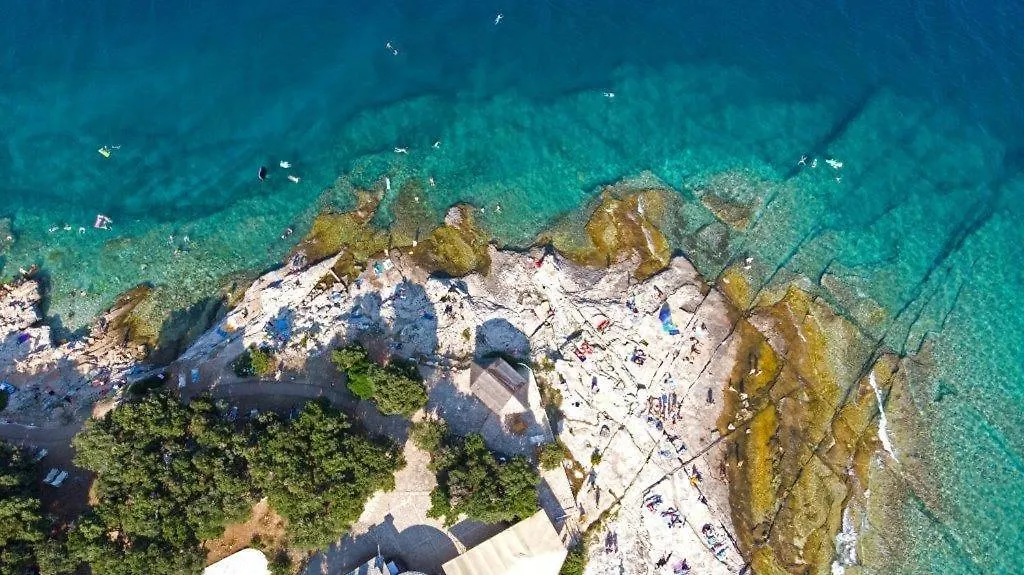 Apartments Lara Šajini Hırvatistan